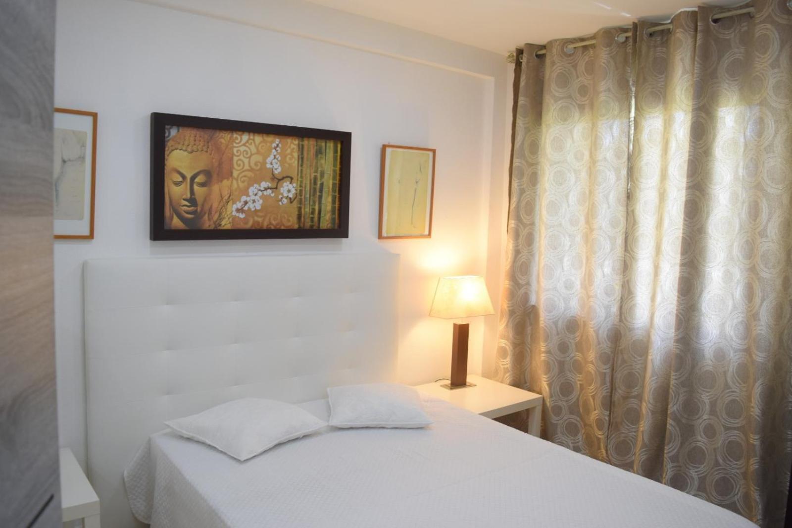 Apartamentos De Los Cisnes Benalmadena Bagian luar foto