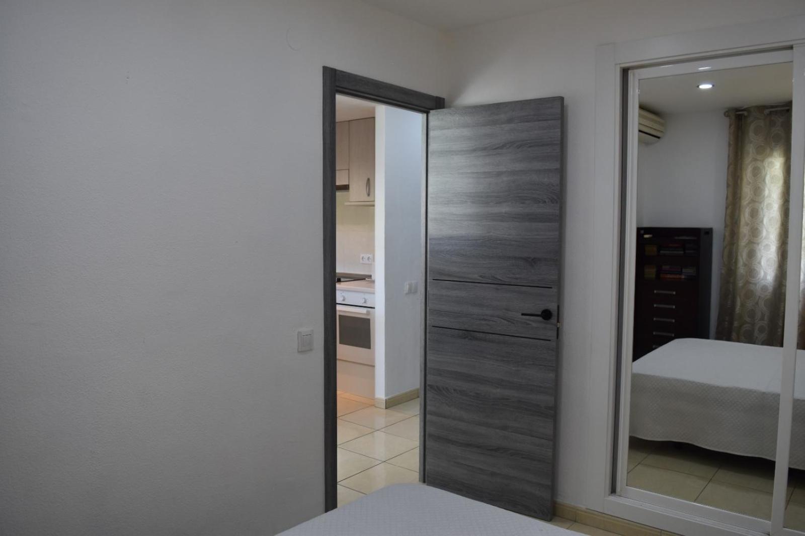 Apartamentos De Los Cisnes Benalmadena Bagian luar foto